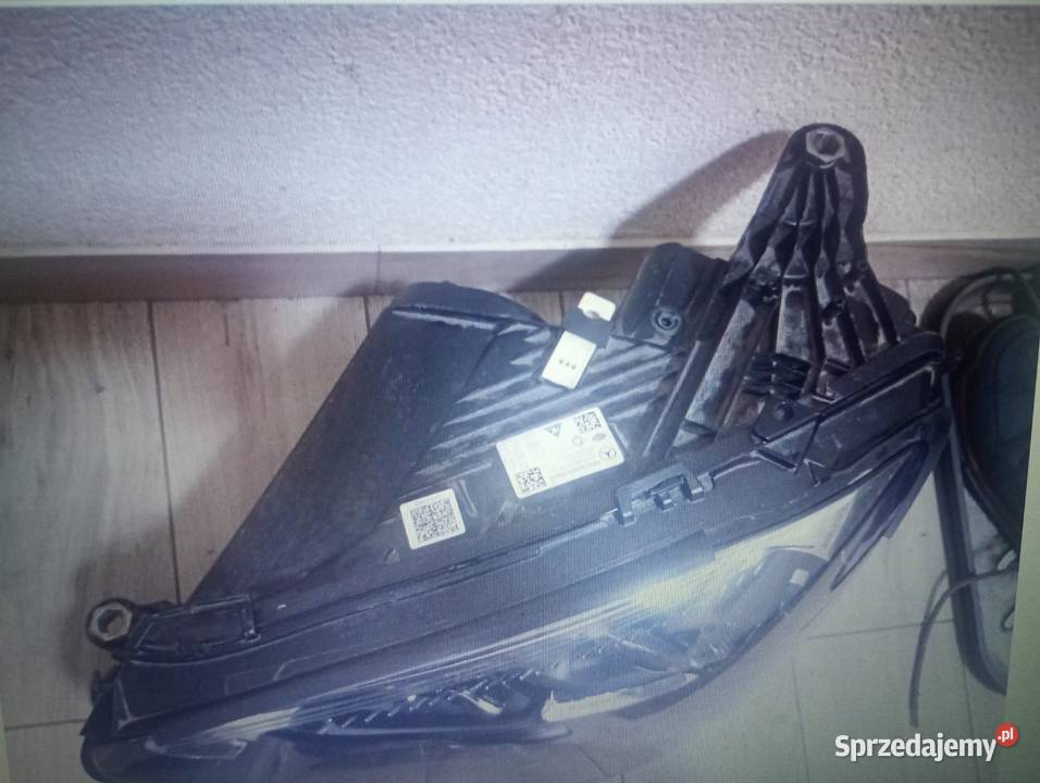 MercedesBenz Eklasa W213w238 lampa przednia lewa osobowe Poznań
