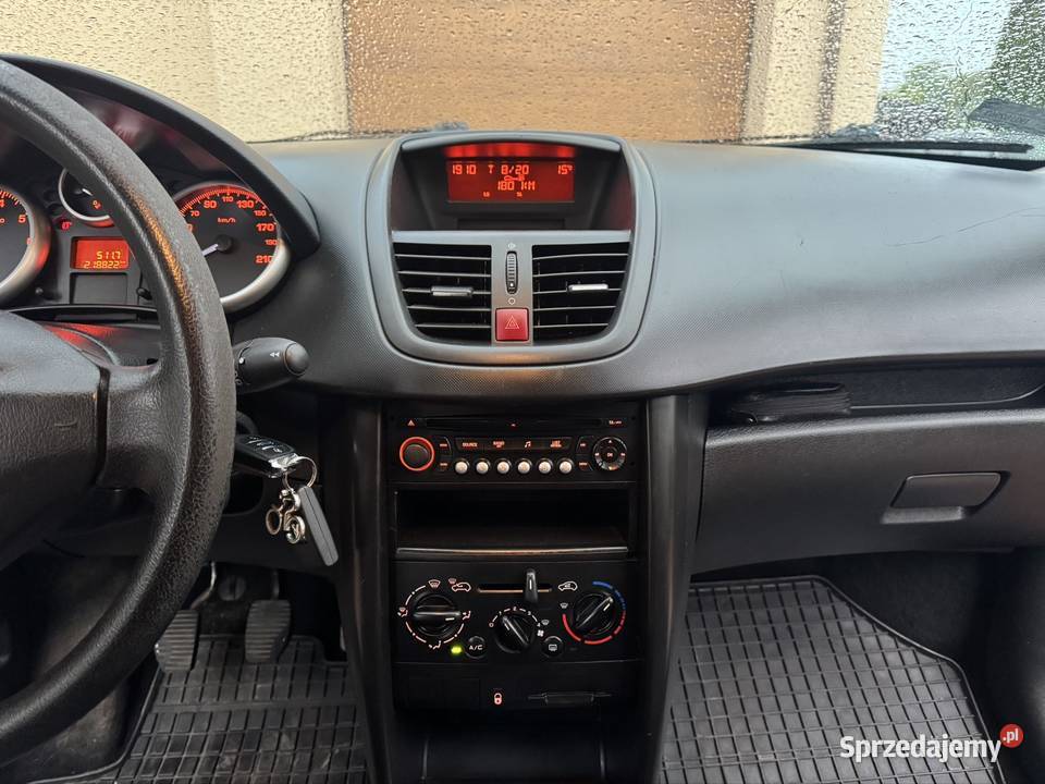 Peugeot 207 14 benzyna klimatyzacja Alu zadbany łódzkie Krośniewice