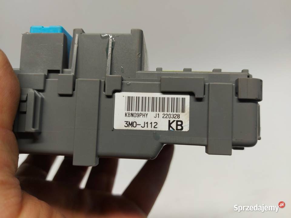 Honda HRV III eHEV 2022r SKRZYNKA BEZPIECZNIKÓW