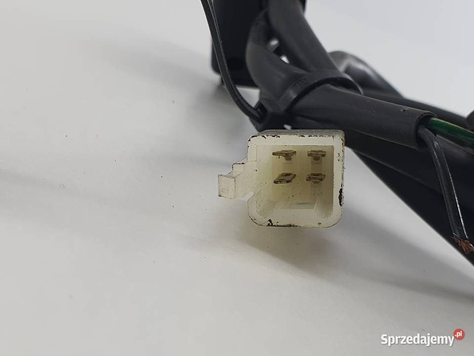 HONDA CBF 125 JC40 PRZEŁĄCZNIK PRAWY Janowice sprzedam