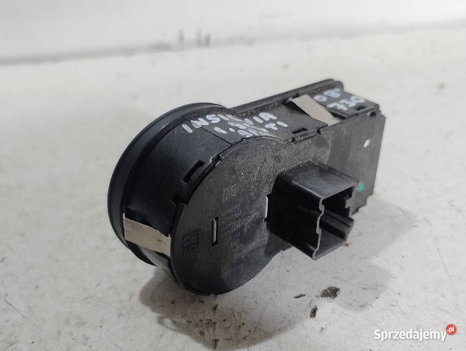 PANEL WŁĄCZNIK ŚWIATEŁ 9 PIN OPEL INSIGNIA A Panele sterowania, przełączniki Wyposażenie wnętrza sprzedam