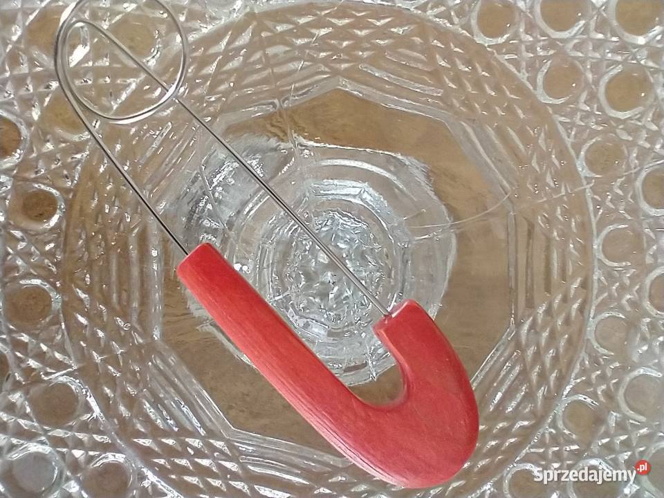 Koralowa agrafka broszka drewno rękodzieło łódzkie Łódź