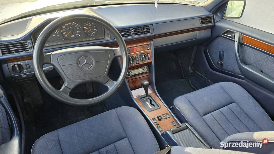 MERCEDES 124 KOMBI 250 Nowy Świętów