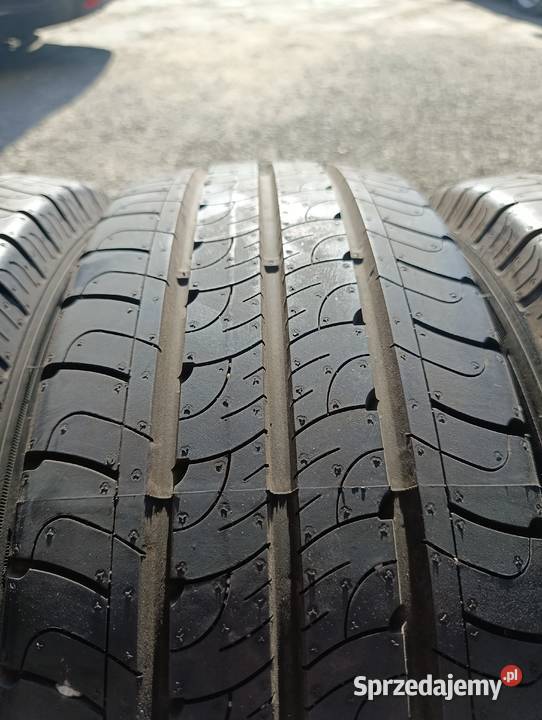Opony 215 65 16C Stróże sprzedam