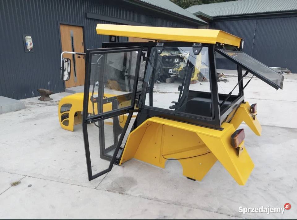 Kabina kabiny ciagnikowe c330 c360 mf t25 bizon Branica Suchowolska
