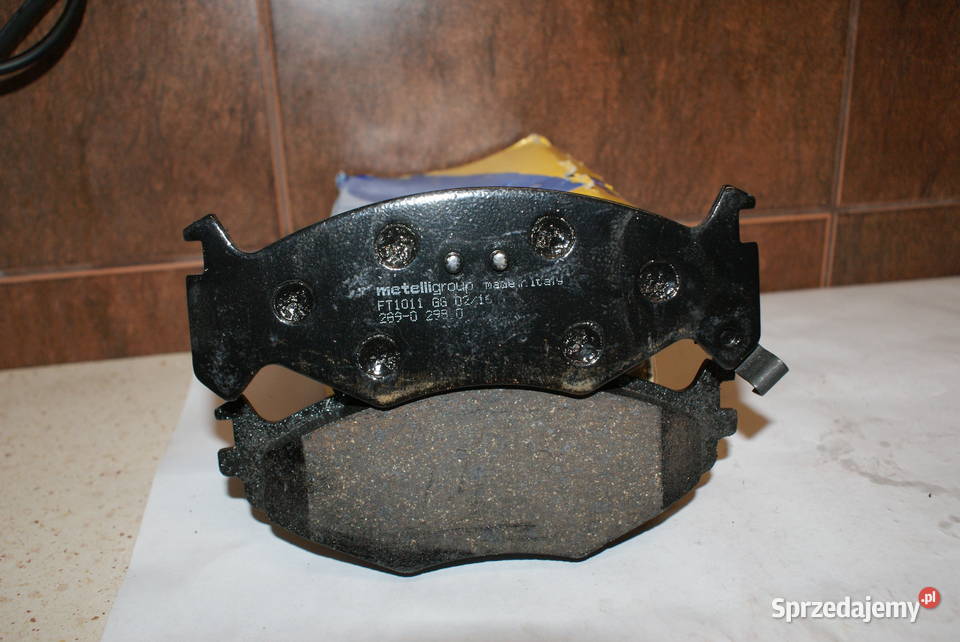 Klocek hamulcowy kpl CHRYSLER DAYTONA LE BARON