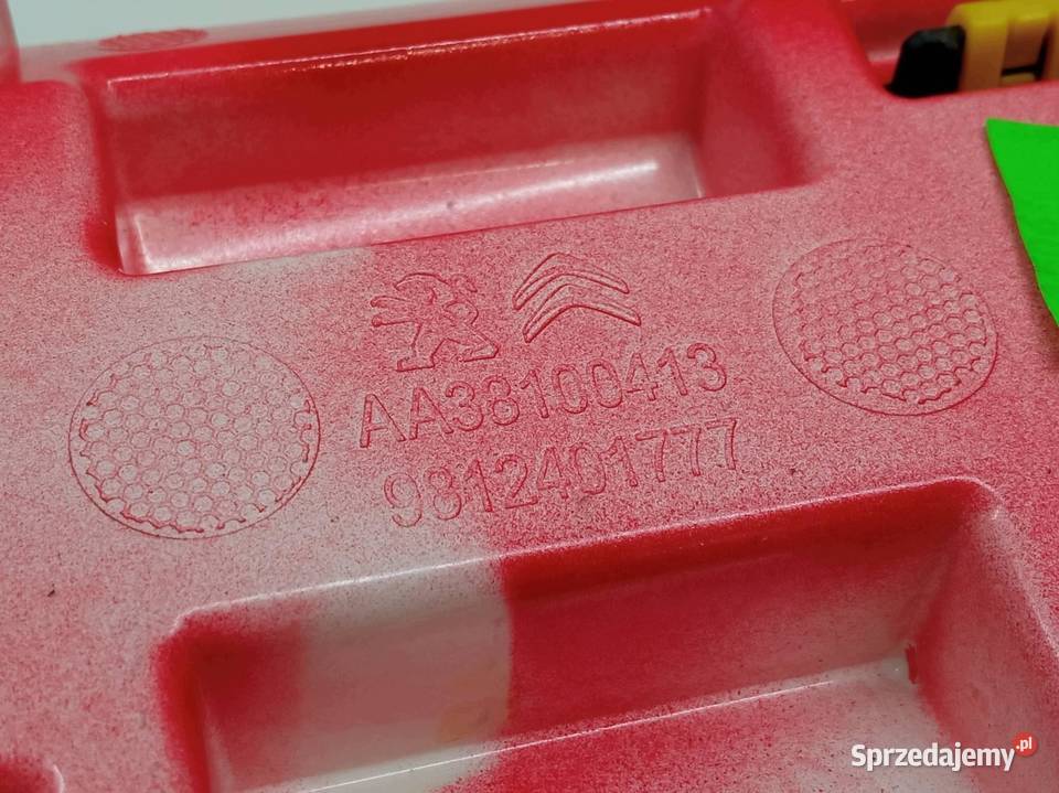 KRATKI NAWIEWU LEWA ŚRODKOWA KOMPLET CZERWONA świętokrzyskie