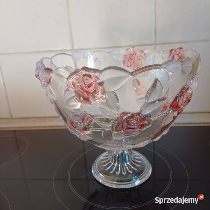 Salaterki szklana dużą na nóżce Sieradz sprzedam