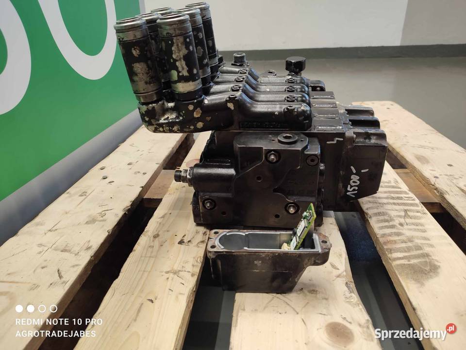 Zawór rozdzielacza hydraulicznego Case 140 R 917 Wilkowo