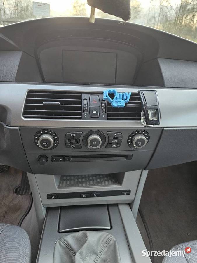 Bmw e60 520i światła przeciwmgielne Seria 5 Trzebina