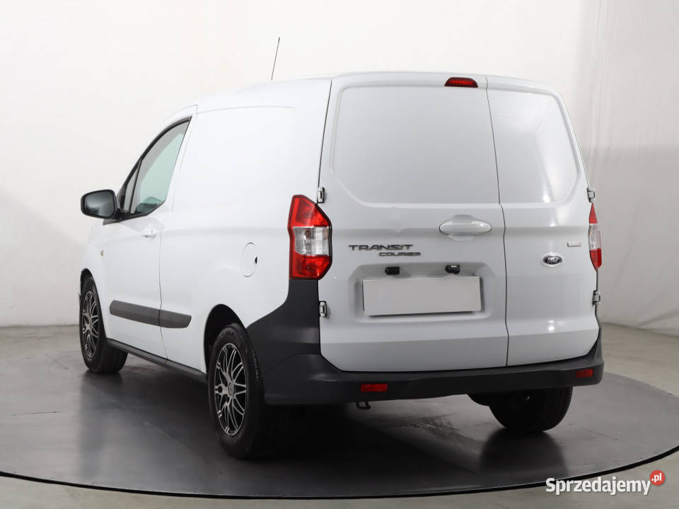 Ford Transit Courier 10 EcoBoost Rok produkcji 2018