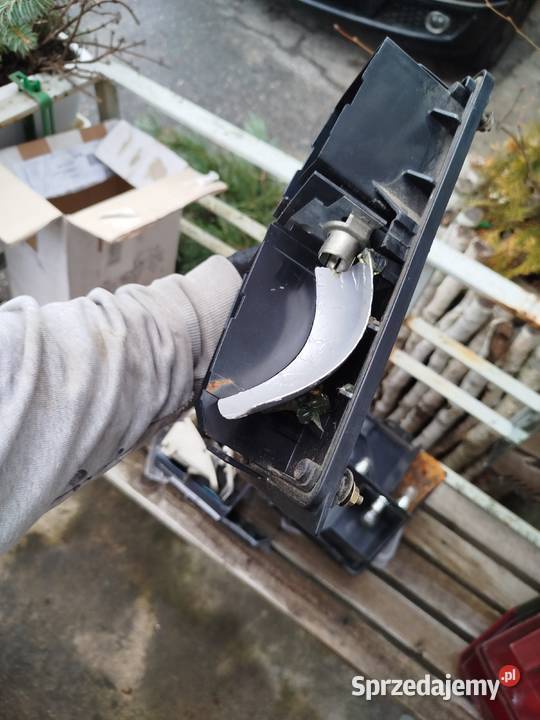 Fiat uno mk1 lampy tył tylne Aric sprzedam