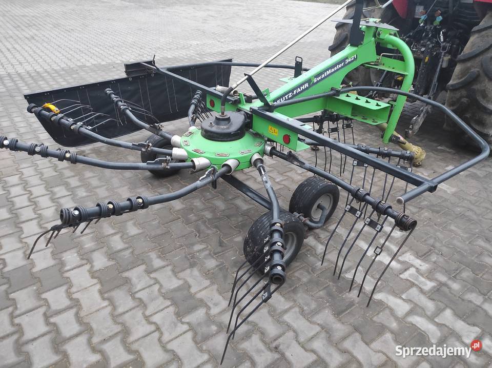 Zgrabiarka karuzelowa DeutzFahr 3421 Deutz-Fahr Radoszyce