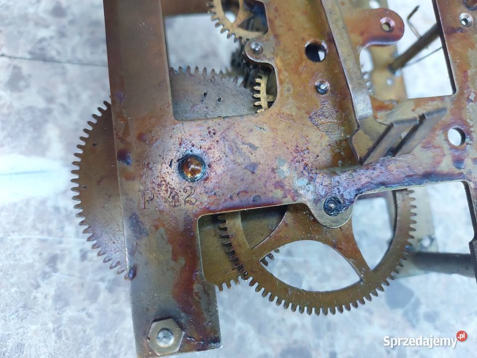 732 Mechanizm starego zegara ściennego Gustav pomorskie Tczew
