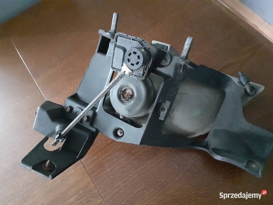 Lampa Opel Sintra Chevrolet Trans Sport prawy