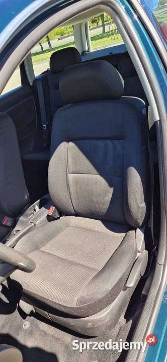 Volkswagen Passat Kombi 2001 lifcie komfort i ASR (kontrola trakcji) opolskie Strzelce Opolskie