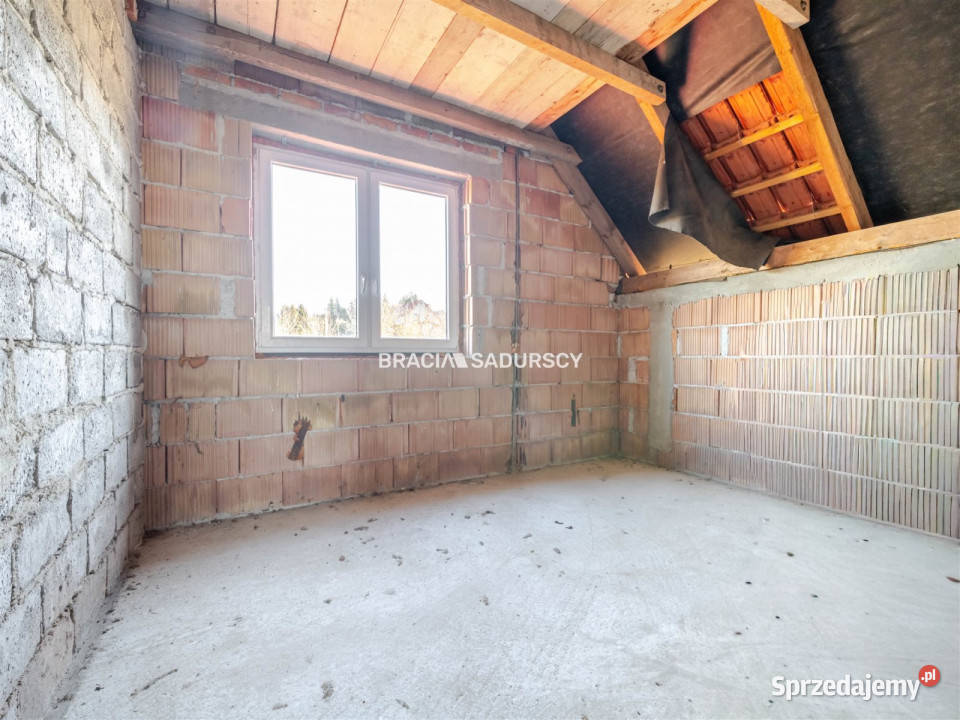 Dom wolnostojący Pawlikowice 12547m2 do wykończenia