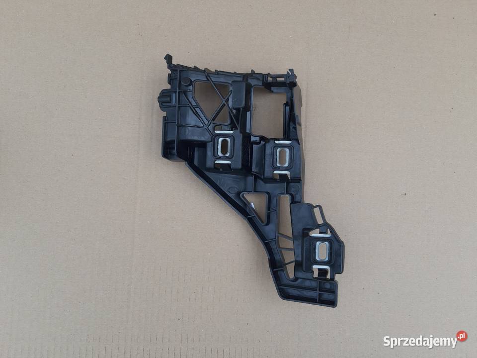 EKLASA W213 KOMBI ŚLIZG ZDERZAKA PRAWY TYŁ