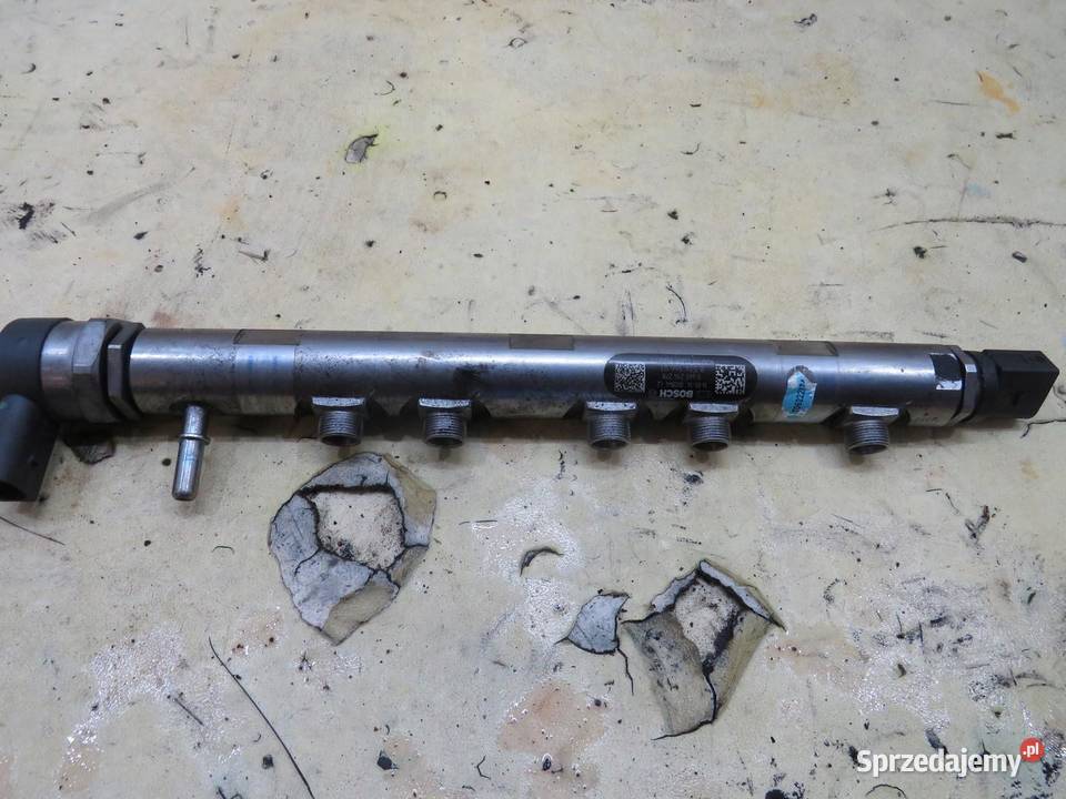 LISTWA WTRYSKOWA AURIS II LIFT 16 D4D 851416601