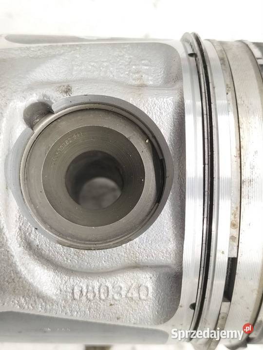 TŁOK KORBOWÓD 080340 16 DCI TDCI BITURBO Opel sprzedam