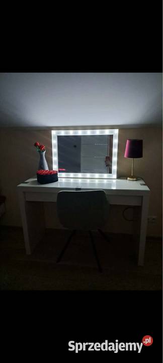 Toaletka w zestawie akcesoria Myślenice sprzedam