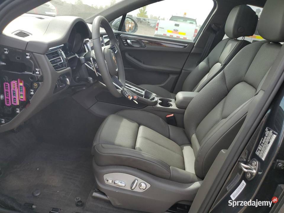 2025 PORSCHE MACAN S