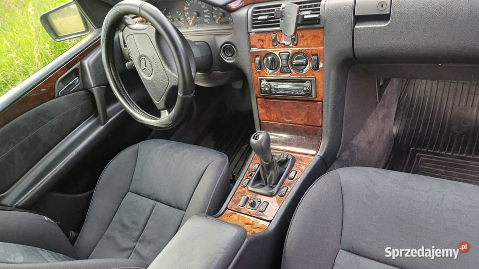Mercedes W210 22 D Szczecin
