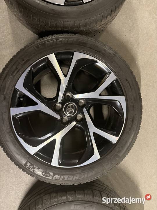 Oryginalne alufelgi Toyota chr 18 opony zimowe
