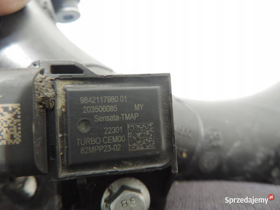Rura przewód powietrza 9813294880 Opel Corsa F