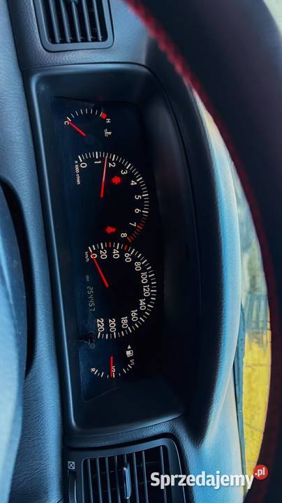 Toyota Corolla E12 16 VVTi 110 2004 Corolla Radomsko