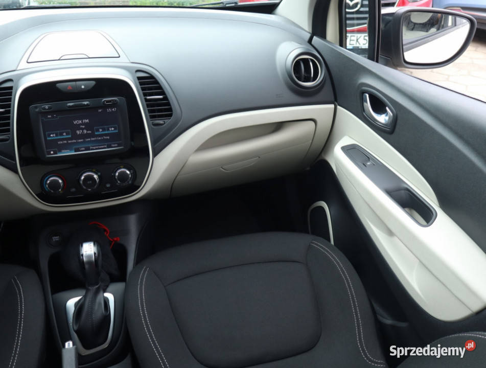 Renault Captur 12 TCe benzyna sprzedam