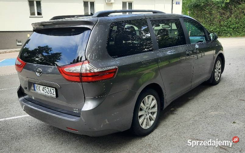 Toyota SIENNA 35300 7osób 92tkm Skóra Navi garażowany Jaśkowice