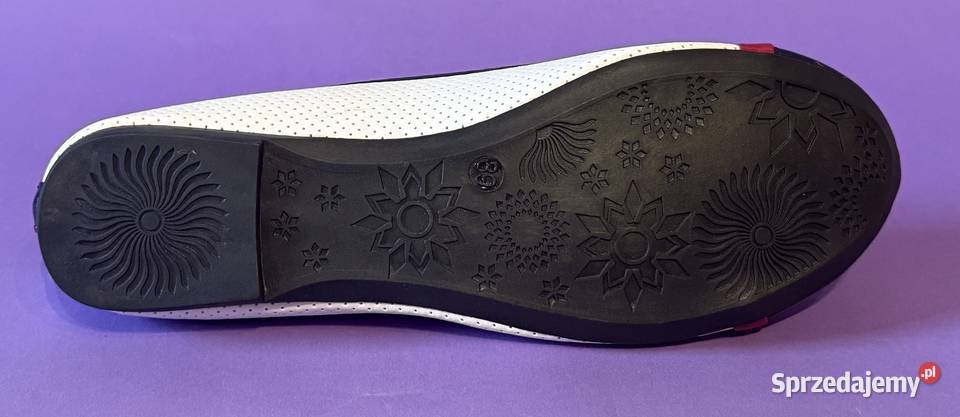 Białe baleriny z granatowym czubkiem rozmiar 38 Żyrardów sprzedam