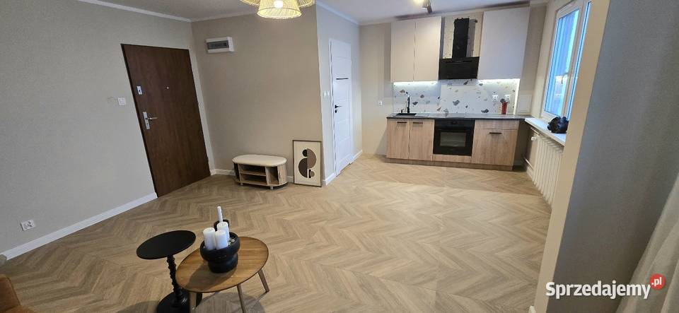 Kawalerka 291 m z komórką remoncie