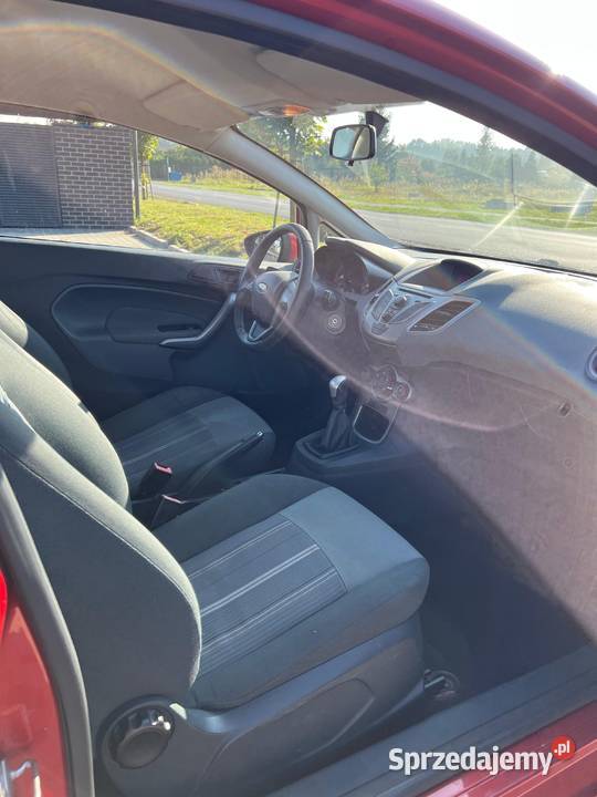 Ford Fiesta MK7 12b niski przebieg Wolsztyn