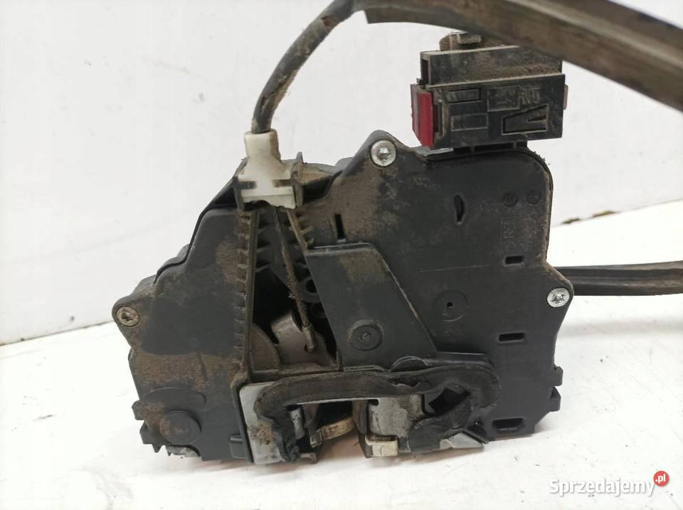 ZAMEK DRZWI PRAWY PRZÓD 1350147080 Fiat Ducato