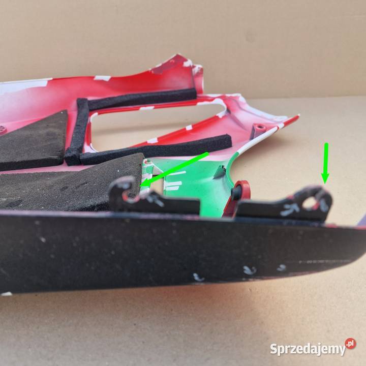 HONDA VTR 1000 BOCZEK BOK OWIEWKA LEWA OSŁONA Bieleń