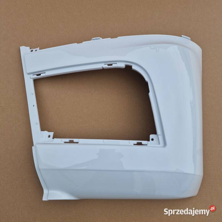 ACTROS MP4 NAROŻNIK ZDERZAKA LEWY BIAŁY 147 Bieleń sprzedam