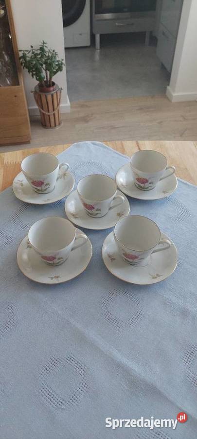 Komplet filiżanek z porcelany kostnej Mirosławiec sprzedam