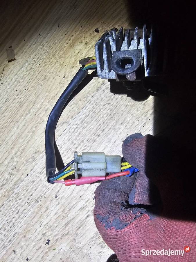 Daelim VT 125 regulator napięcia vt125 vl vs Regulatory napięcia Motoryzacja Jelenia Góra sprzedam