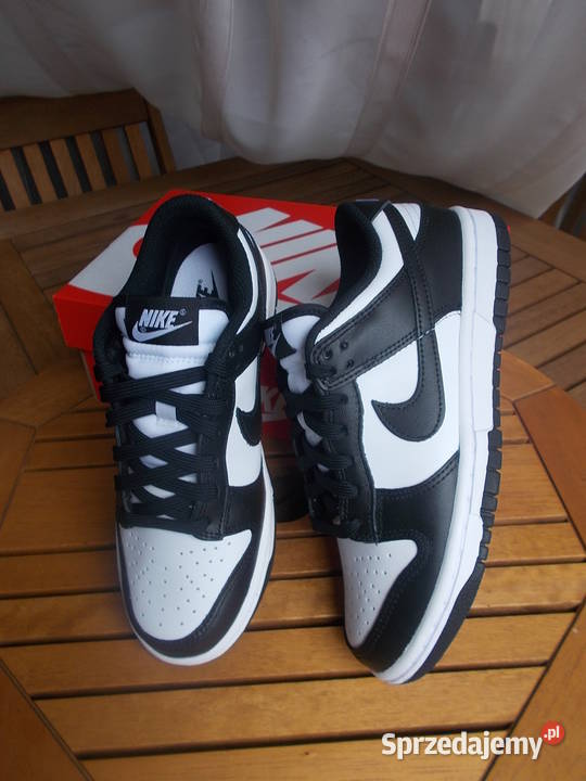r Eur 365 23 Nike Dunk Low White Black