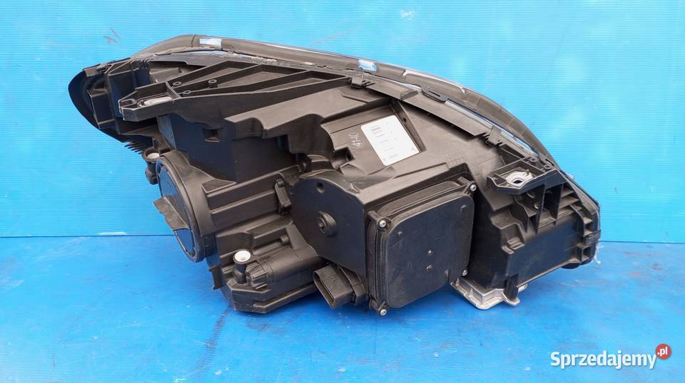 LAMPA LEWY PRZÓD EU XENON A2468207161 MERCEDES B Lampy przednie Nowy Tomyśl sprzedam