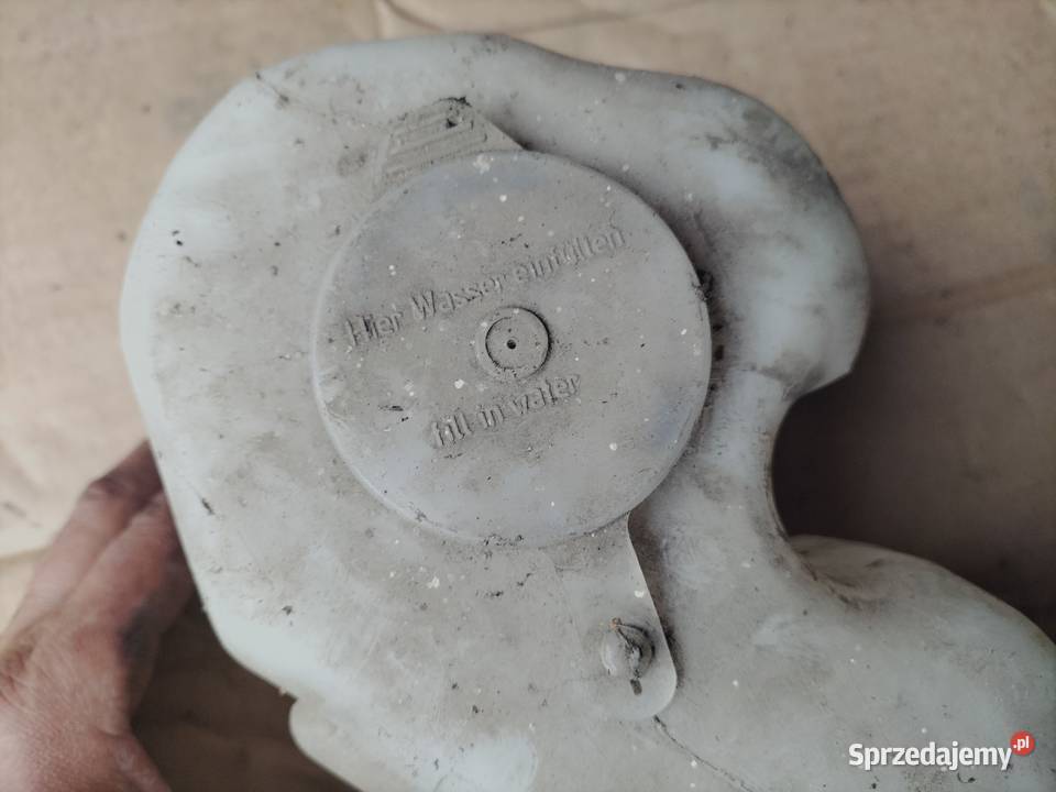 Zbiorniczek płynu spryskiwaczy OPEL KADETT KADET