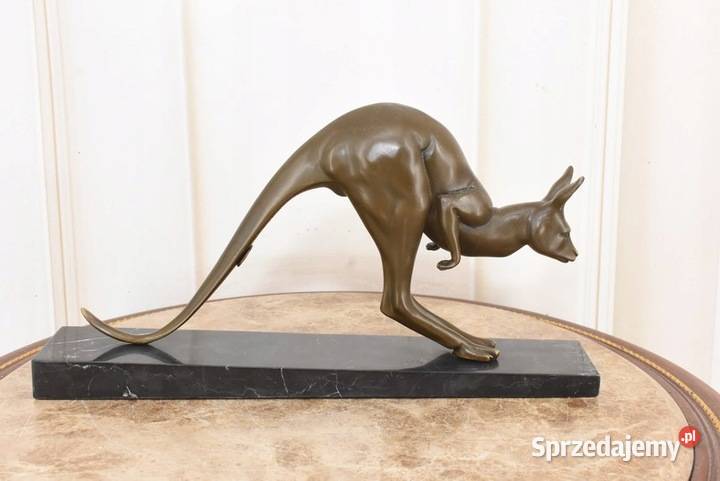 Skaczący Kangur Australijski Figura z Brązu Kraków
