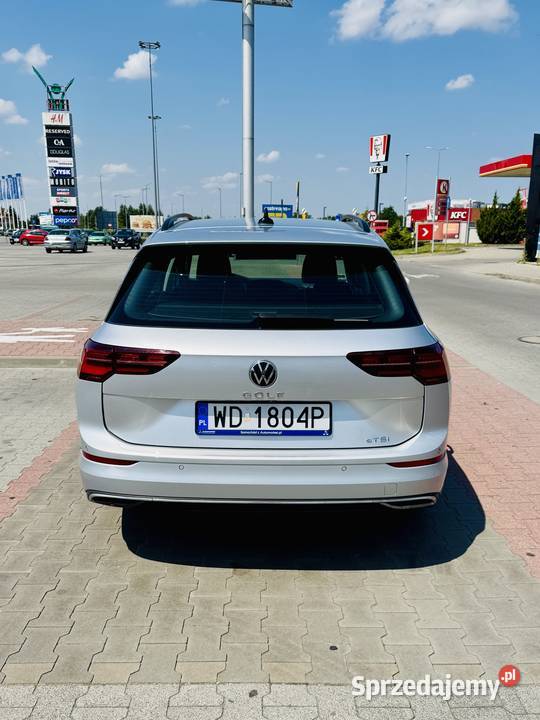 Volkswagen Golf 8 15 eTSI 150 DSG Salon Polska Konin