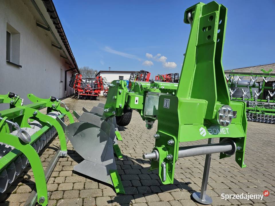 Pług jednobelkowy zagonowy obracalny obrotowy Jasło