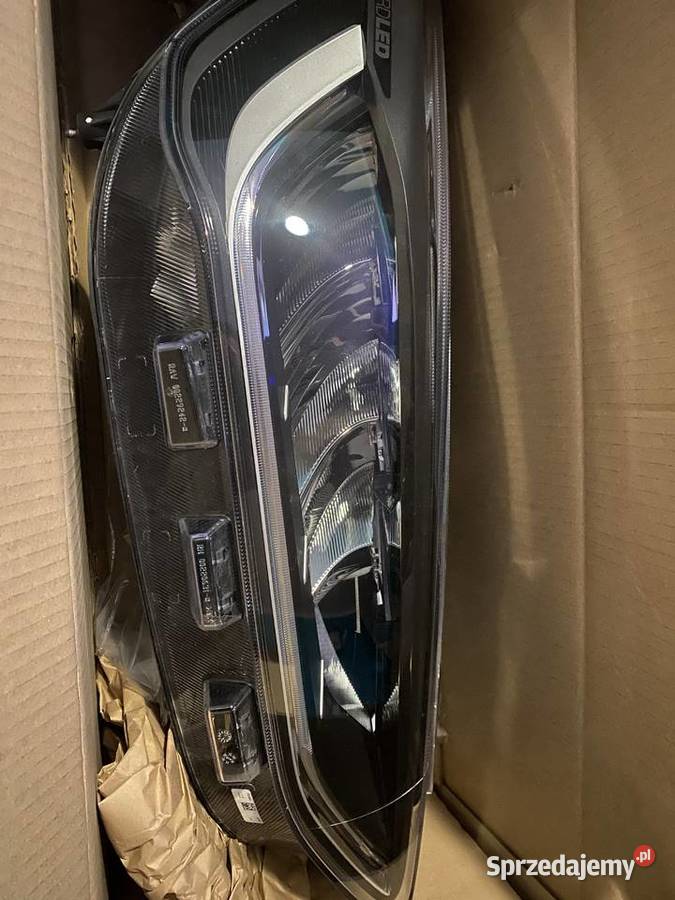 Lampa ford focus mk4 lift kompletna w ładnym Nowa Sól