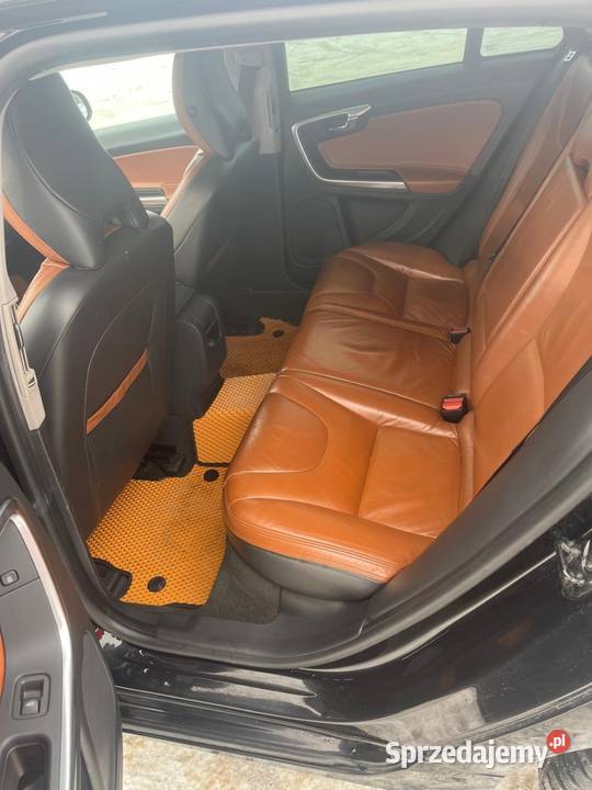 Volvo V60 Momentum bluetooth V60 Volvo Tomaszów Mazowiecki