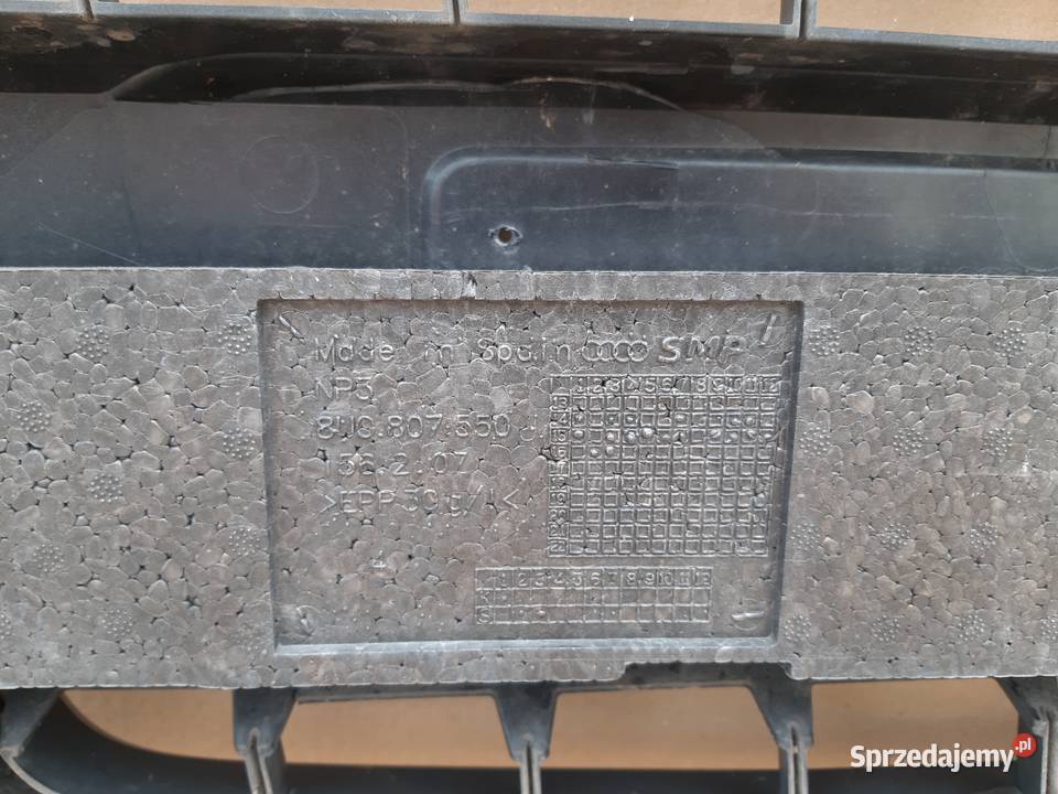 AUDI Q3 8U ZDERZAK PRZÓD GRILL ATRAPA ABSORBER Trzciel