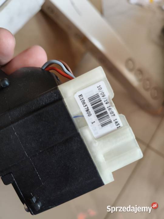 Przełącznik kierunkowskazów Renault Clio IV Koszalin